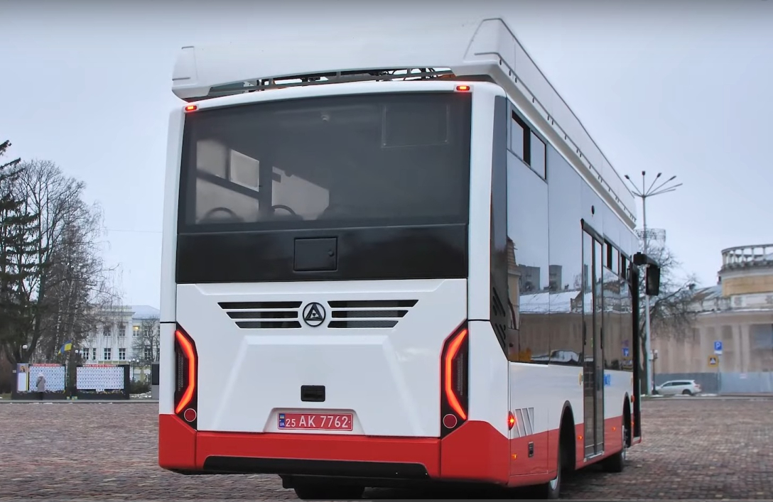 український електробус український електробус, електробус Еталон, автобус Еталон, еталон Мальва,