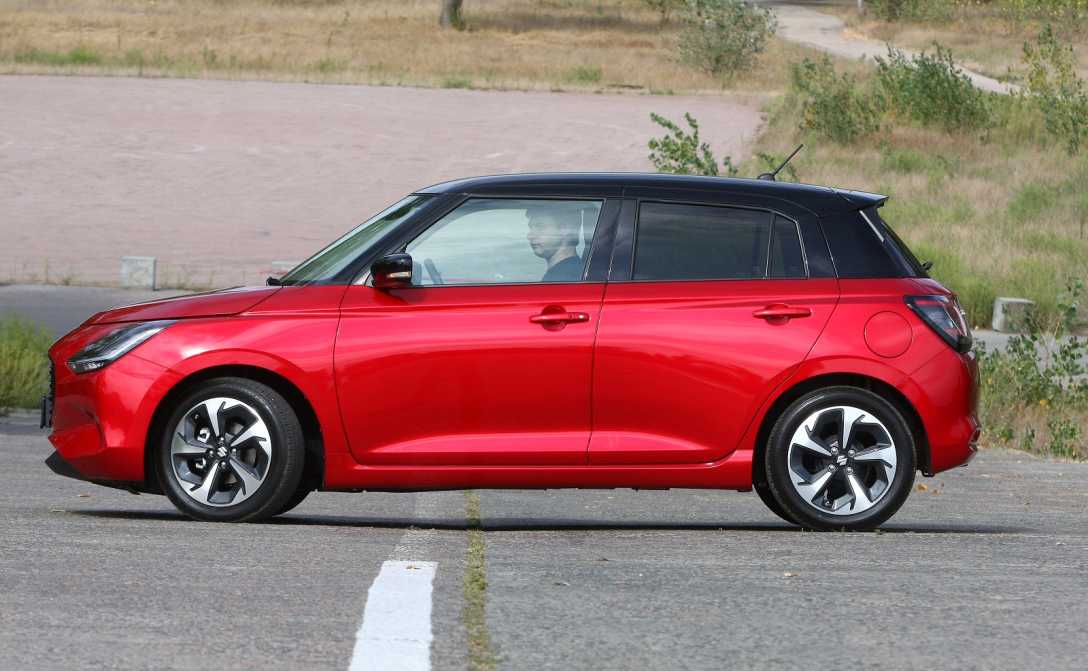 новий Suzuki Swift, Suzuki Swift, Suzuki Swift 2024, Suzuki Swift в Україні