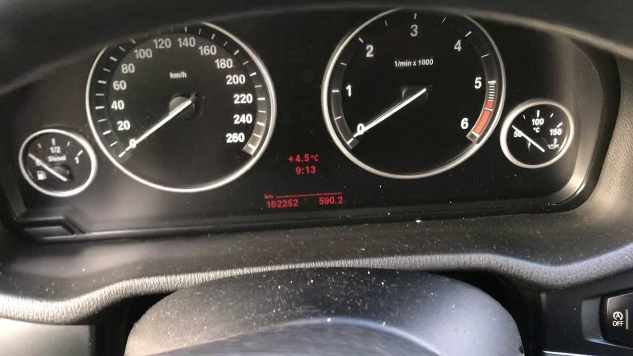 Як усунути стук у рульовій колонці у BMW X3
