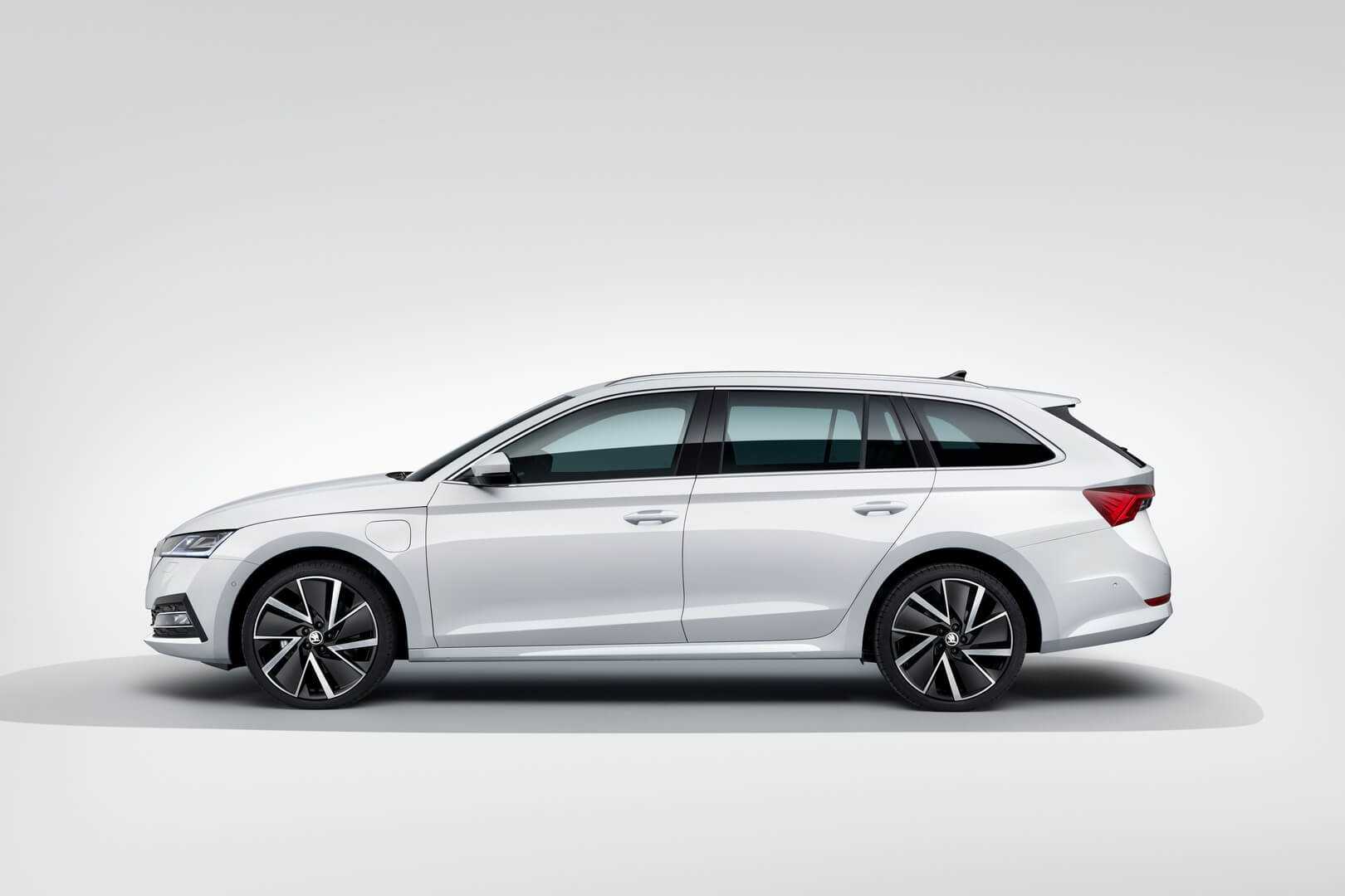 Skoda Octavia iV - Подзаряжаемый гибрид с комфортным салоном