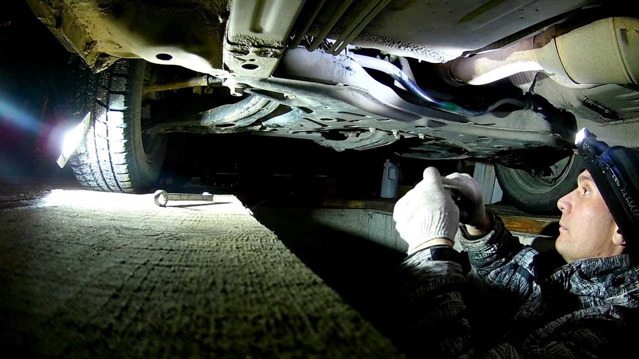 Как устранить стук в стойках стабилизатора на Toyota Land Cruiser