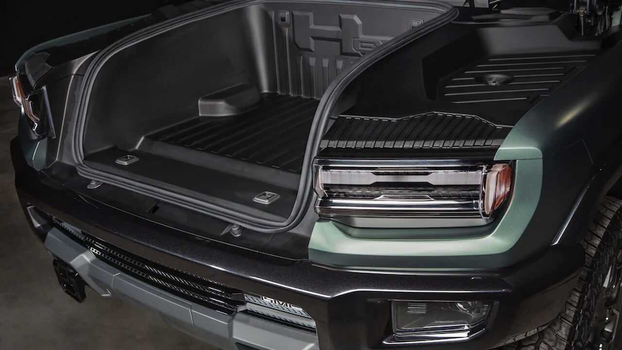 Hummer EV - Возрождение культового внедорожника в электрической версии