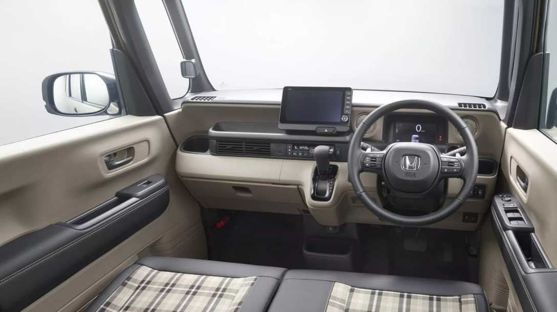 салон Honda N-Box, нова Honda N-Box, дім на колесах, автодім Honda