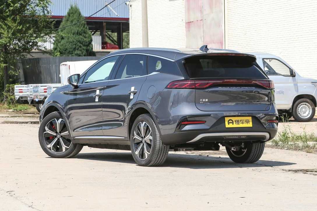 BYD Tang EV - Электрический внедорожник с большим запасом хода