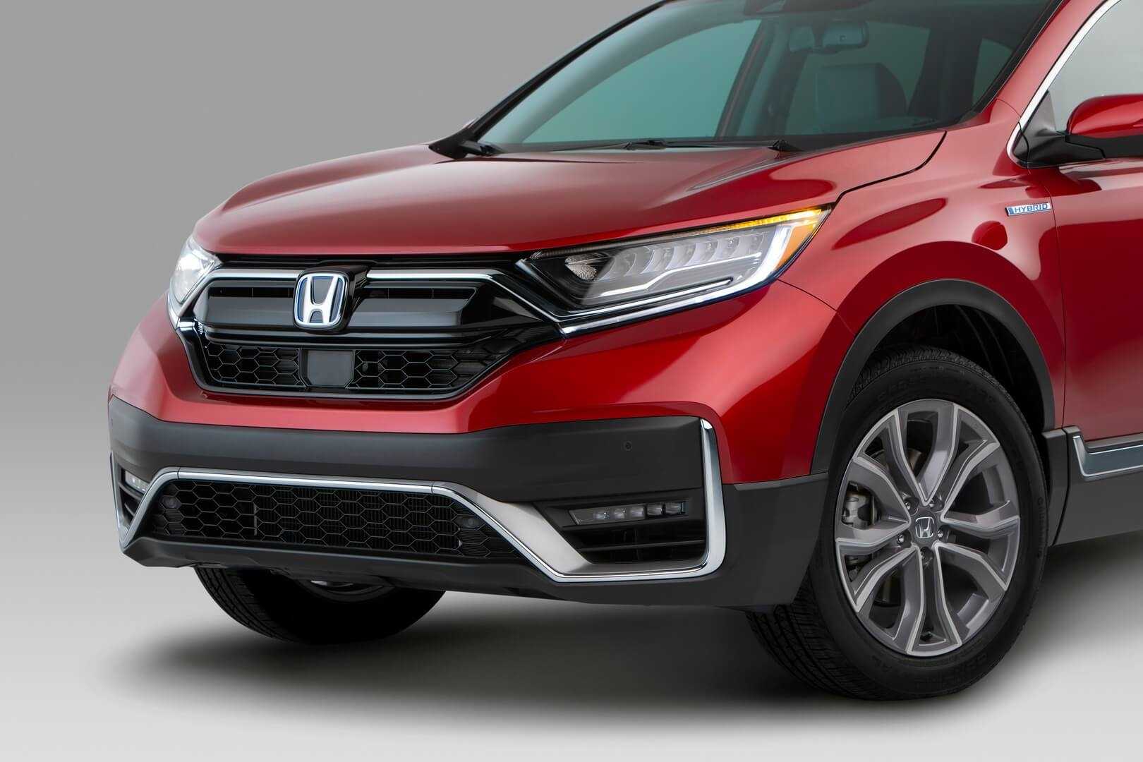 Honda CR-V Hybrid - Гибридная версия популярного семейного кроссовера