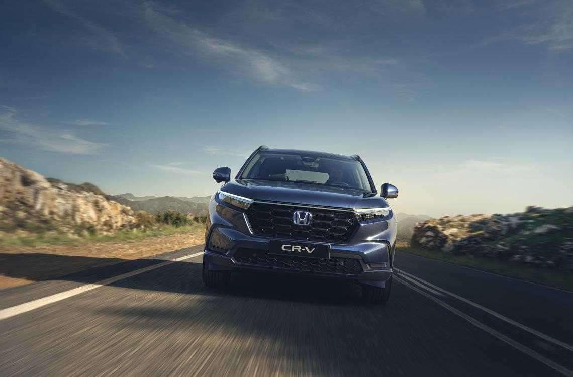 Honda CR-V Hybrid 2023: гибридный кроссовер с улучшенной экономичностью