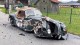 У всьому винен телефон: колекційний спорткар Jaguar розбили в безглуздій ДТП (відео)