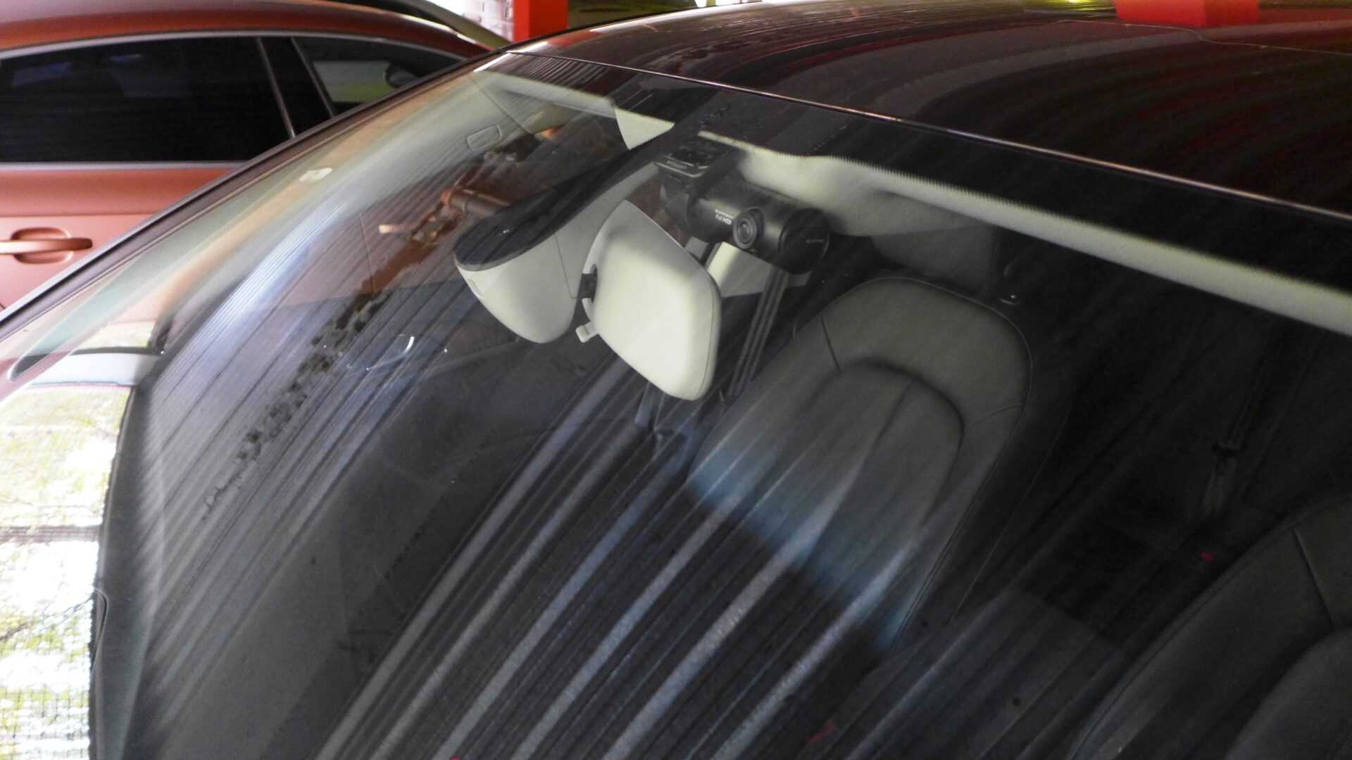 Как установить видеорегистратор в автомобиль