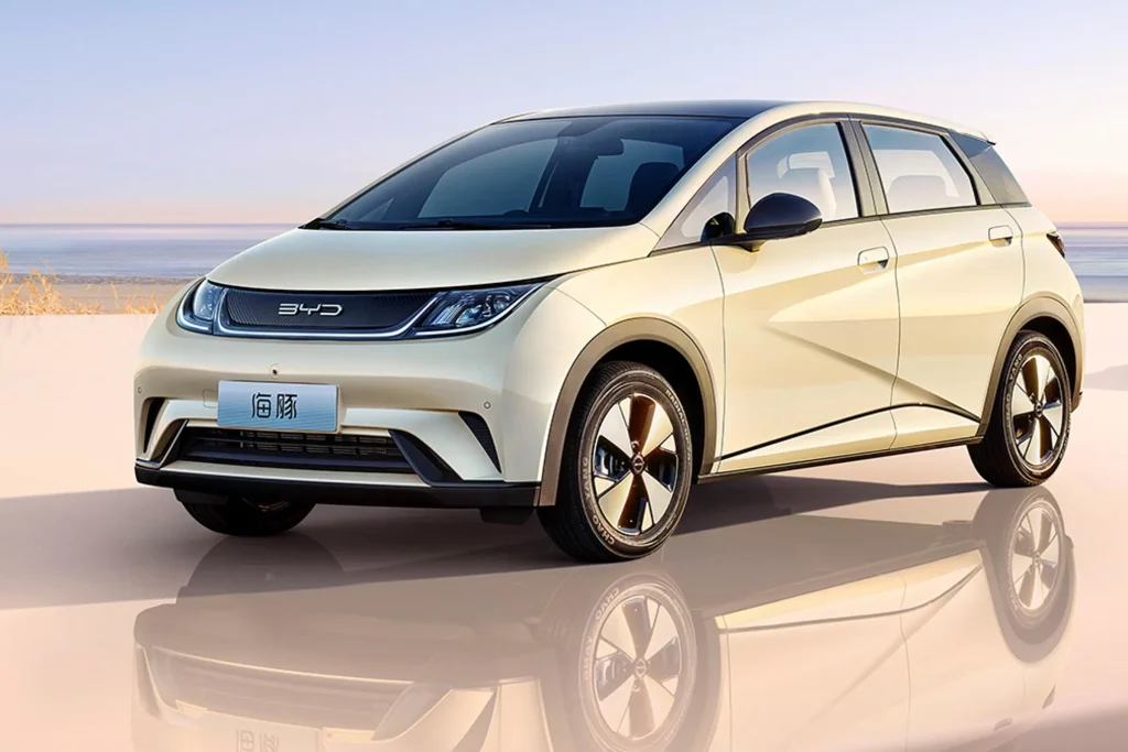 BYD Dolphin 2023