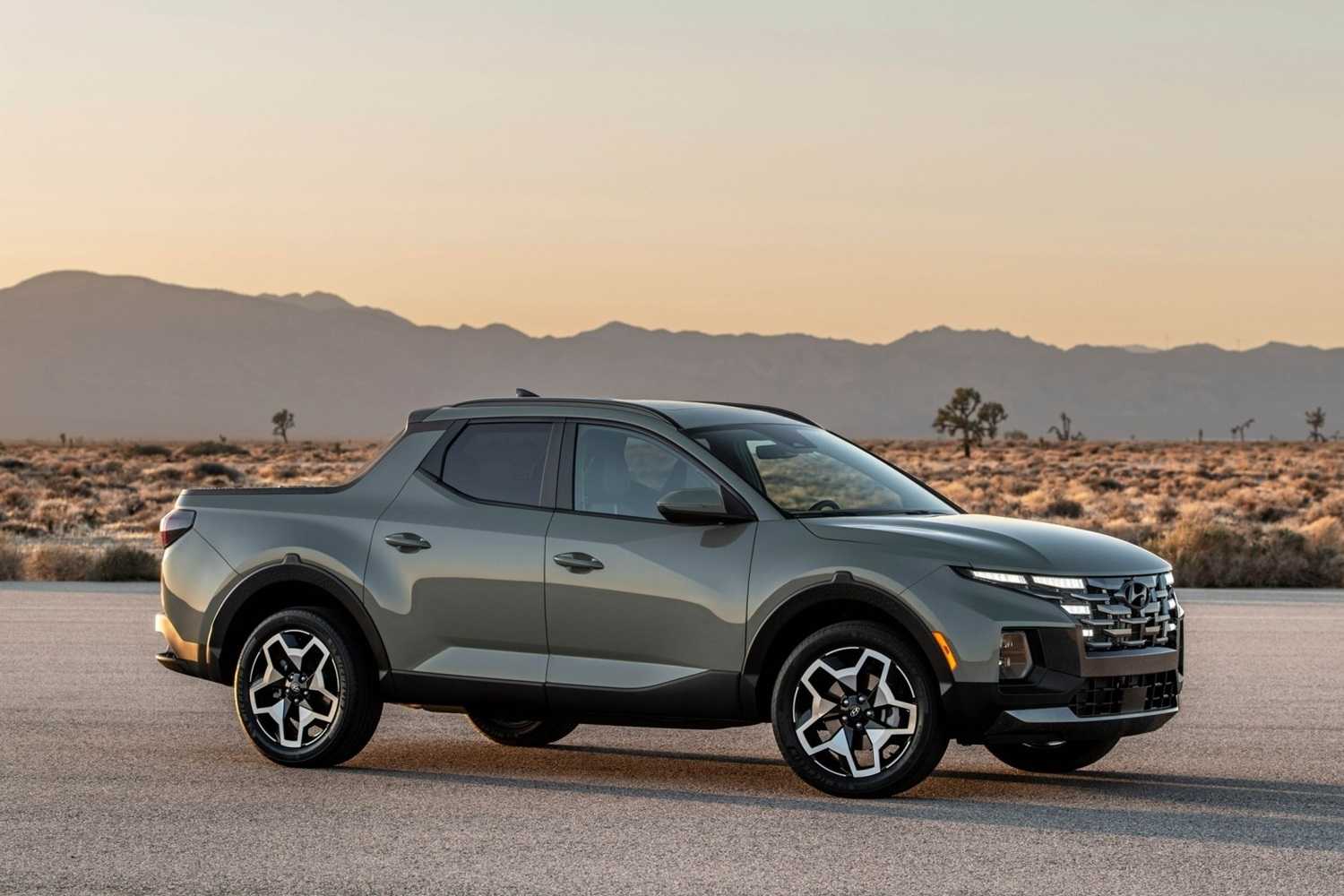 Ford Maverick 2023: компактный пикап с акцентом на универсальность