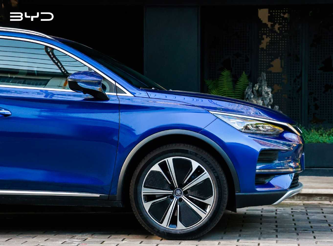 Электромобиль BYD Tang 2023: семейный кроссовер с впечатляющим запасом хода