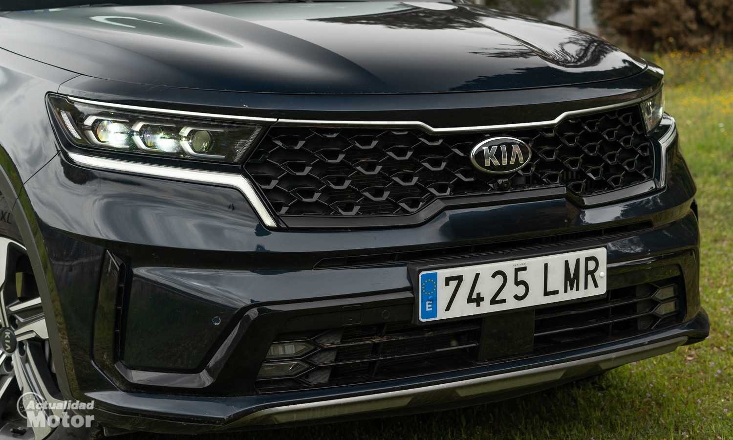 Kia Sorento Plug-In Hybrid - Гибридный кроссовер для путешествий