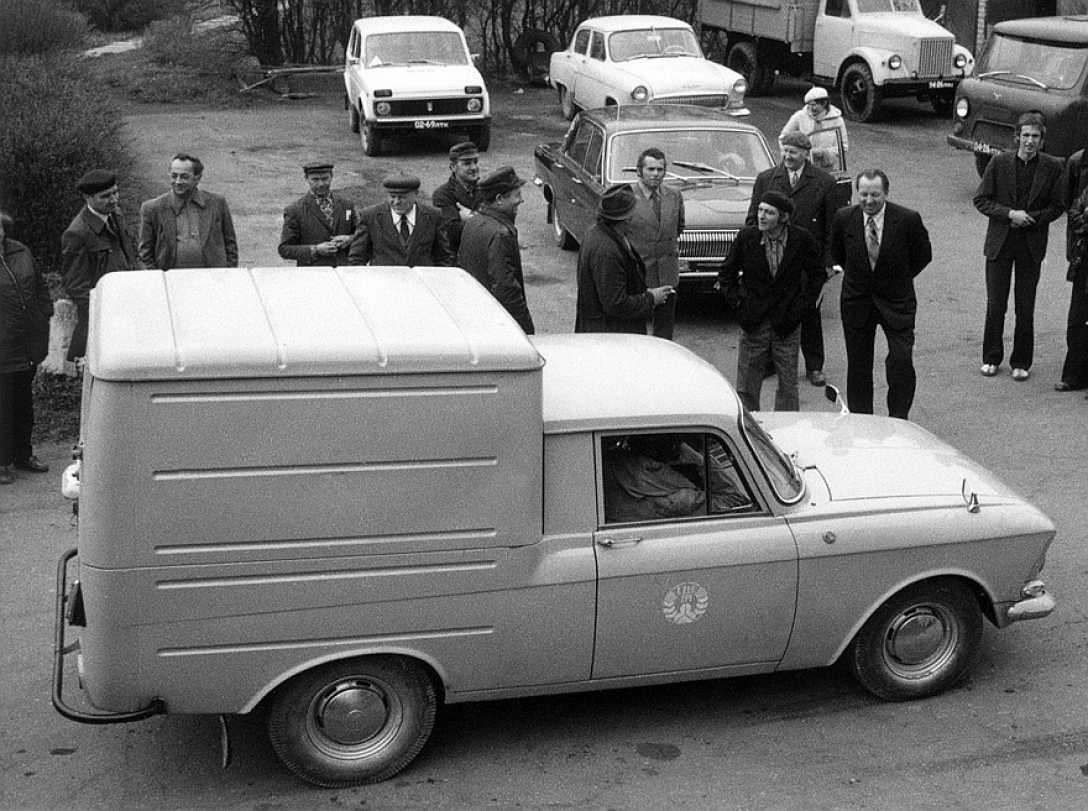 Іж-27151 Пиріжок Автомобіль Іж-27151