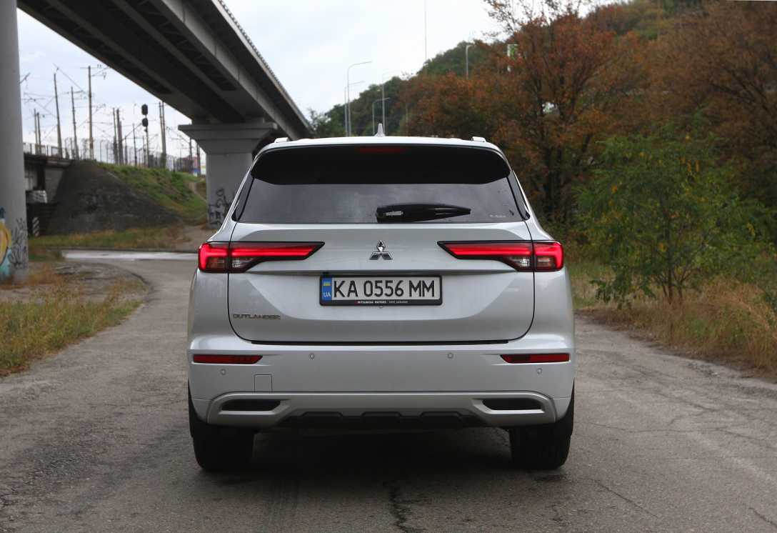 новий міцубіші аутлендер Mitsubishi Outlander, новий Mitsubishi Outlander, Mitsubishi Outlander 2024, кросовер Mitsubishi