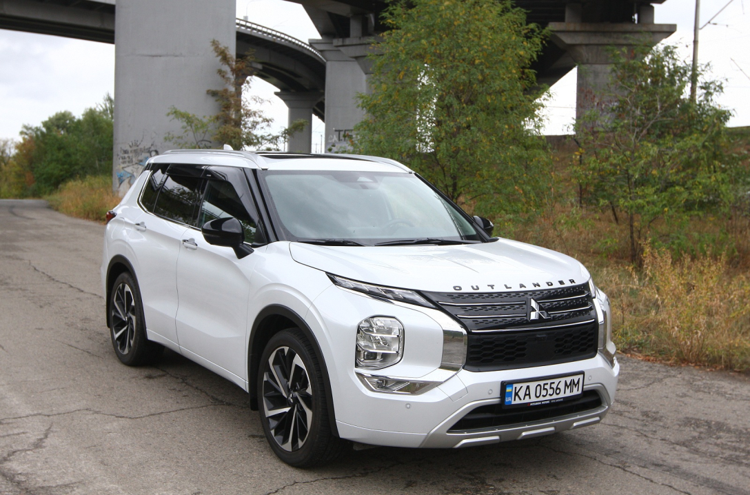 міцубіші аутлендер міцубіші аутлендер, Mitsubishi Outlander, новий Mitsubishi Outlander, Mitsubishi Outlander 2024, кросовер Mitsubishi