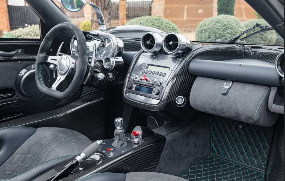 Салон Pagani Zonda салон Pagani Zonda, Pagani Zonda, Pagani Zonda 2014, суперкар Pagani