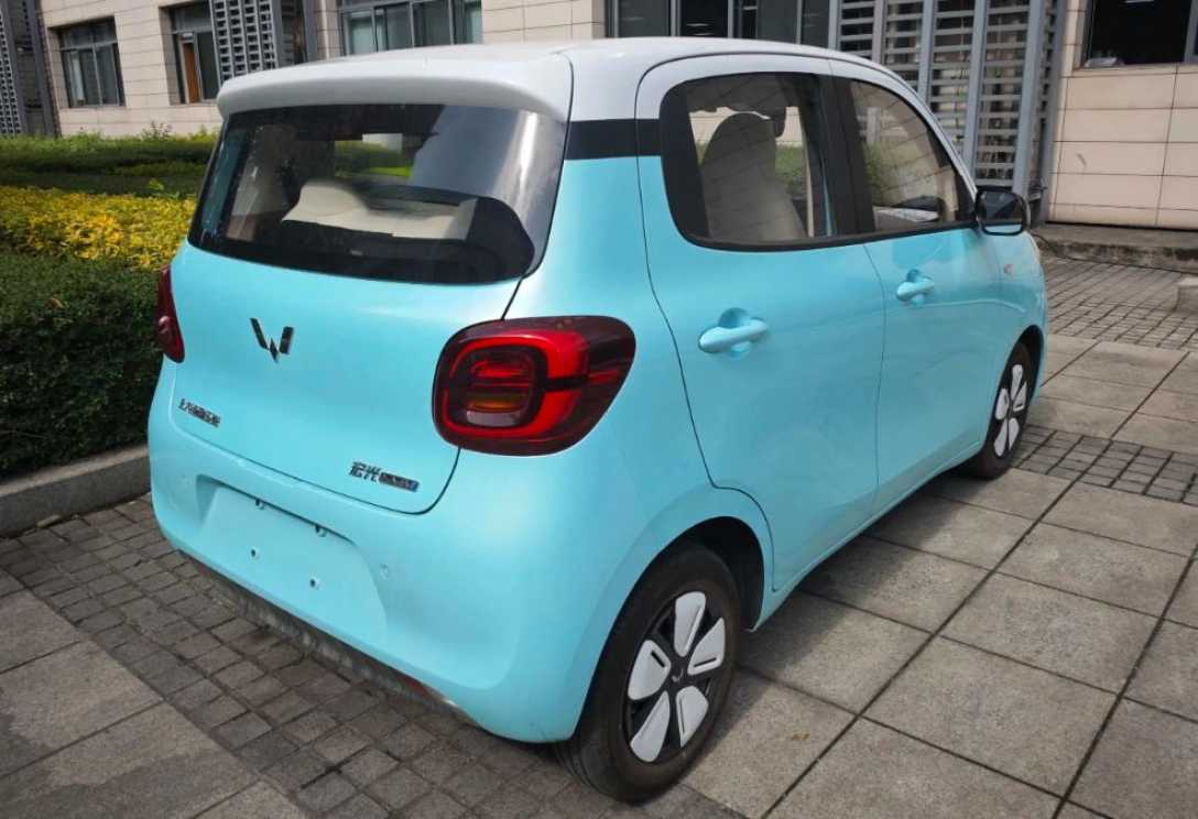 Новий Wuling Hongguang Mini EV новий Wuling Hongguang Mini EV, електромобіль Wuling