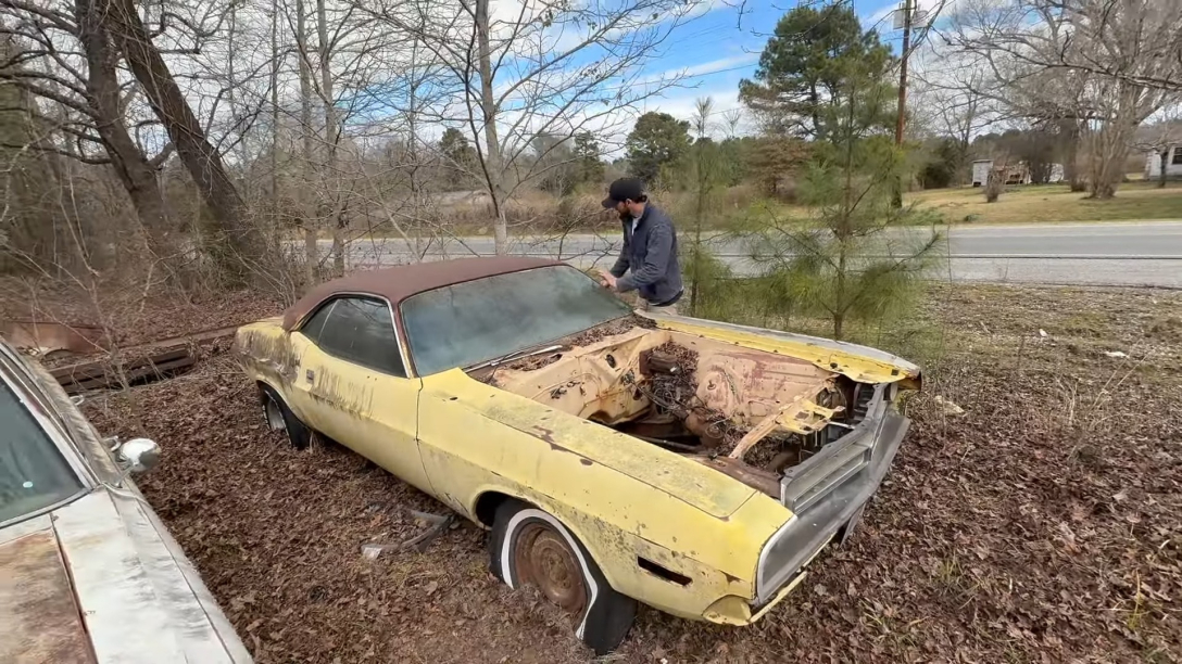 Dodge Challenger Dodge Challenger, колекція авто, ретро авто, занедбані авто