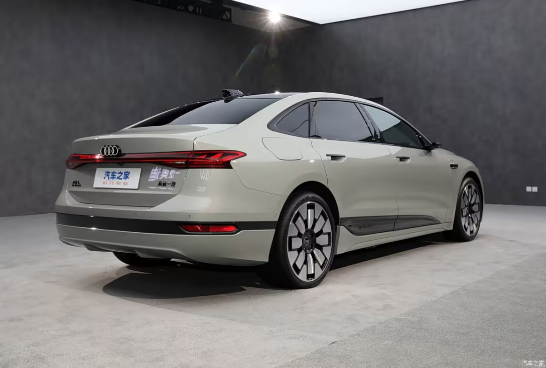 Audi A6 L Новий седан Audi A6 L