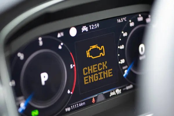 Чому блимає Check Engine під час руху автомобіля