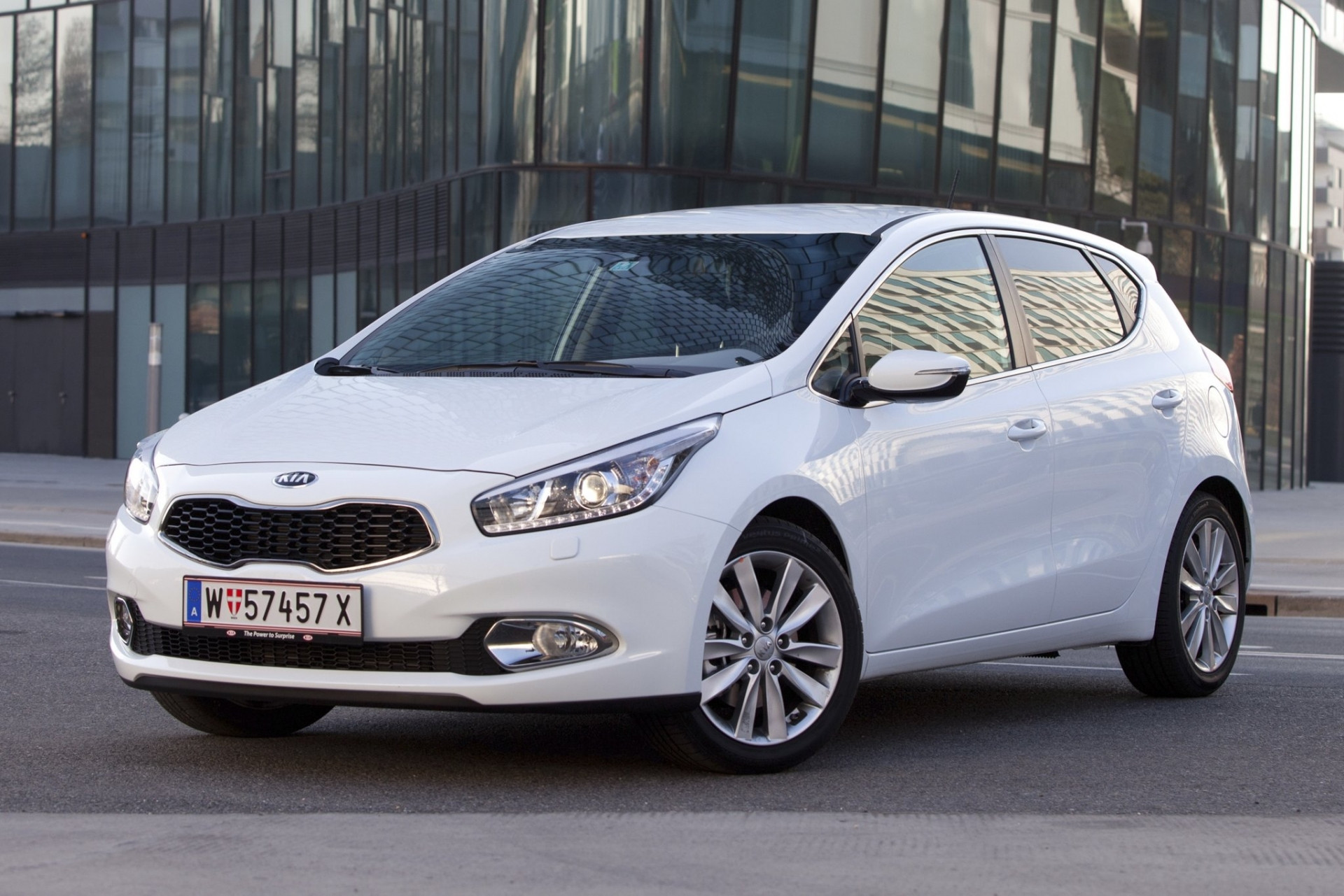 Kia Ceed JD: технічні характеристики та особливості моделі