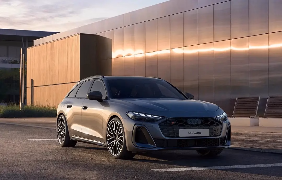 Audi S5 Avant: потужність, елегантність та універсальність у новому виконанні