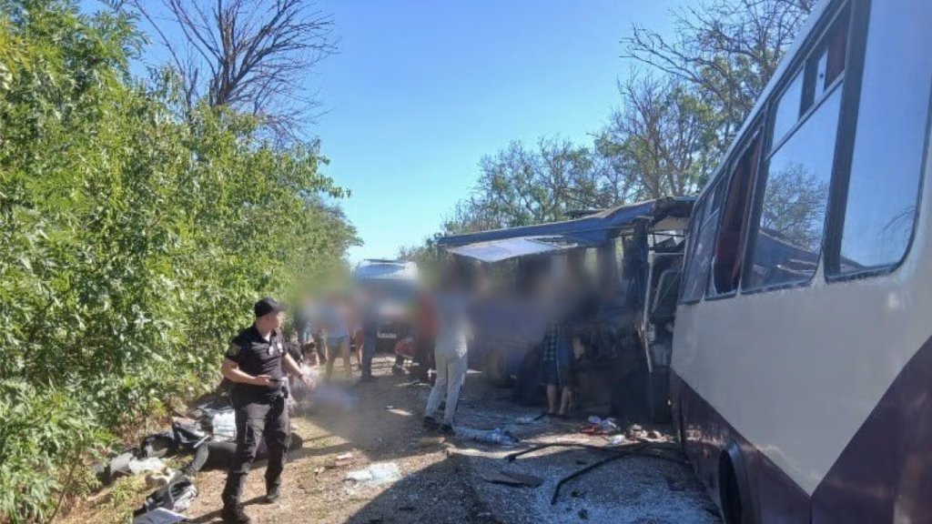 Одеський жах: два автобуси зіткнулися, пасажири травмовані.