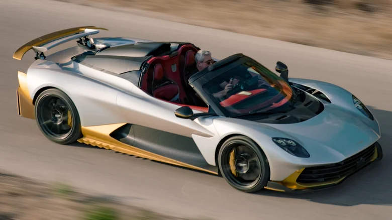 1064 к.с. без даху: Aston Martin Valhalla Spider – новий суперкар.