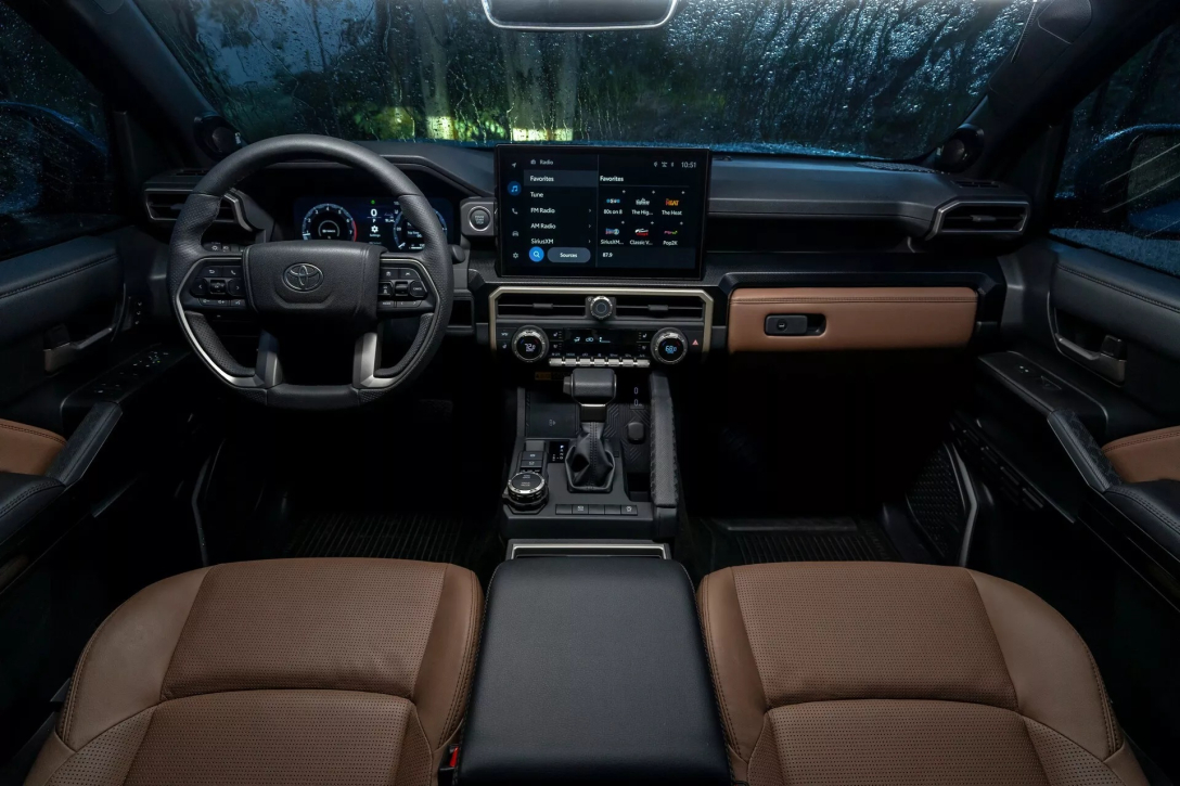 салон Toyota 4Runner салон Toyota 4Runner, Toyota 4Runner 2025, Toyota 4Runner, новий Toyota 4Runner, позашляховик Toyota